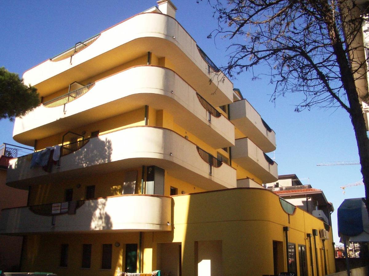 Residence Mediterraneo - Agenzia Cocal Καόρλε Εξωτερικό φωτογραφία
